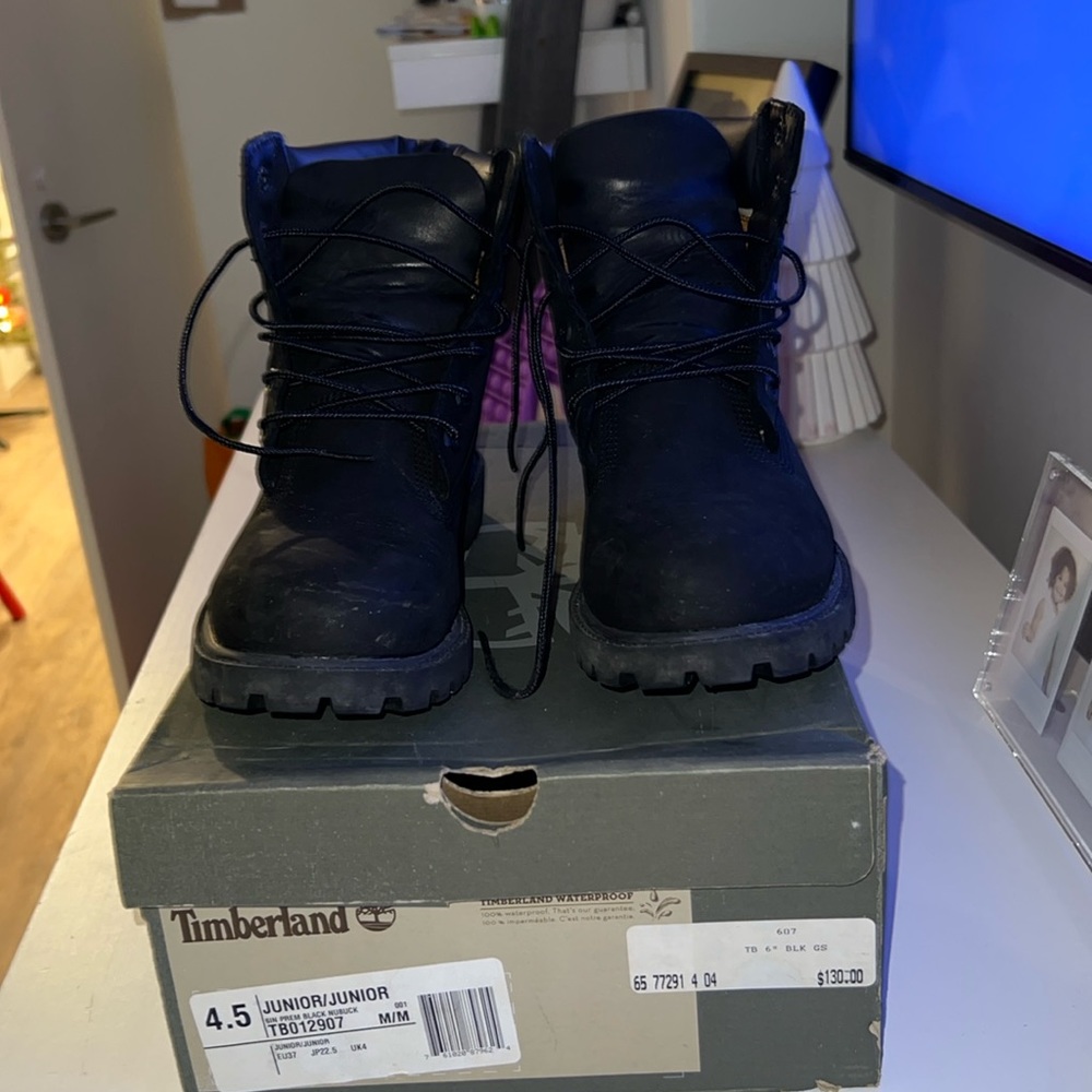 Black timbs